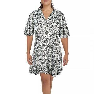 NWT BCBGeneration Black and White Animal Print Wrap Dress - Size: 12